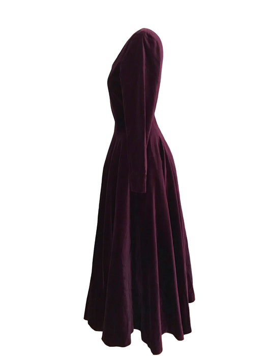 80s Laura Ashley Victorian Gothic Aubergine Plum Purple Velvet Sweetheart Neckline Full Circle Sweeping Skirt Drama Occasion Evening Dress