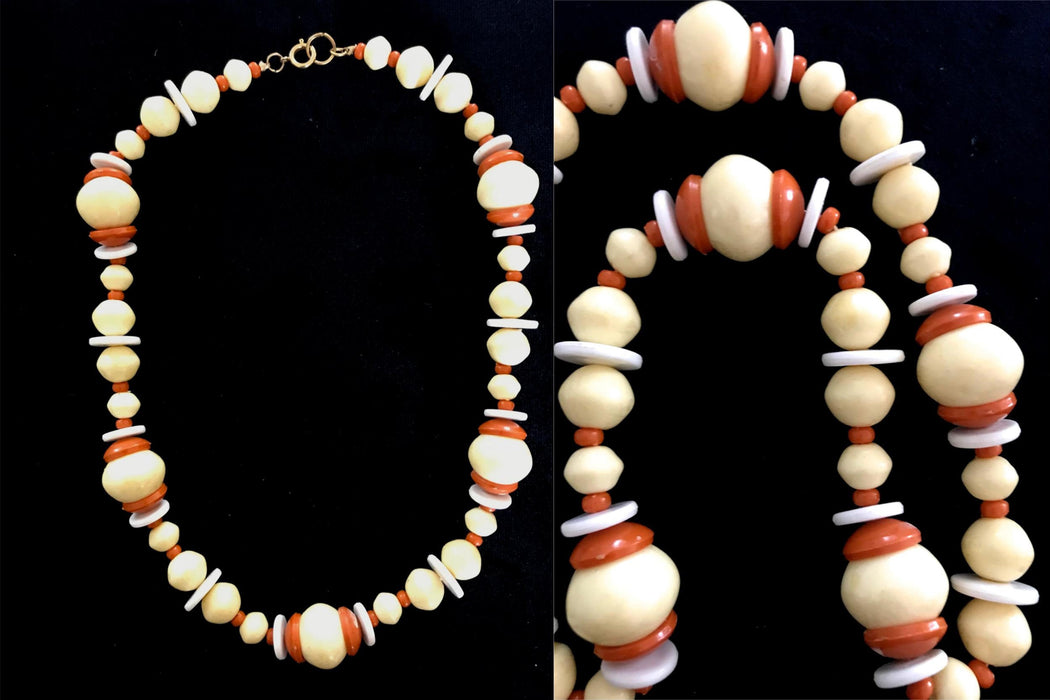 Vintage Genuine BAKELITE Necklace : An amazing Find!