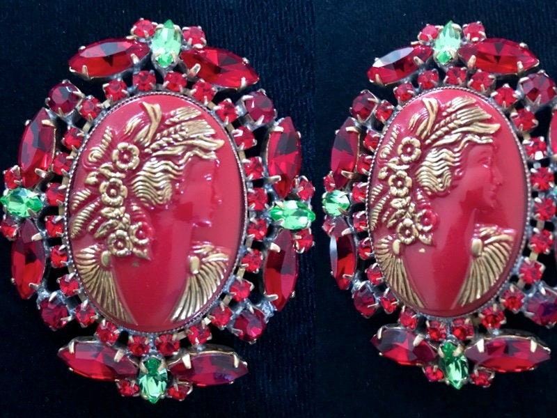 Victorian Style Old Czech HUGE CAMEO Hand Painted Glass Brooch, Red Green & Gold Crystal Rhinestones Handmade Xmas Lapel Scarf Pin >3"