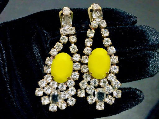 Art Deco Old Czech Crystal Glass Sunny Yellow Earrings, Xmas Prom Dangle Teardrop Rhinestone Chandelier Clip On Carnival Gift Clip Earrings