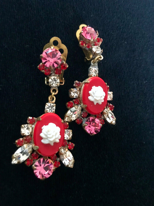 Victorian Style Red Crystal Glass Cameo Earrings, Xmas Rhinestone Earrings, Old Czech Dangle Drop Handmade Clip On Earrings, Baroque Clips